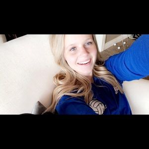 Meet your Posher, Macey